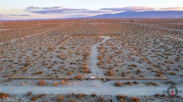 Phelan, CA 92371,2 Sandstone Rd