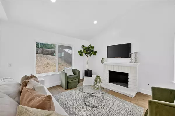 Rancho Cucamonga, CA 91730,8976 Yew ST