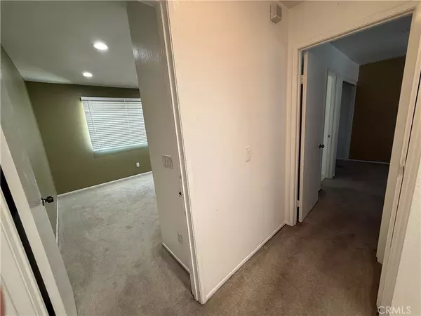 Ontario, CA 91761,2355 S Greenwood PL #B