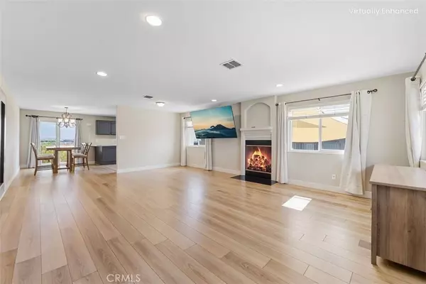 Rialto, CA 92376,1407 Terrace RD