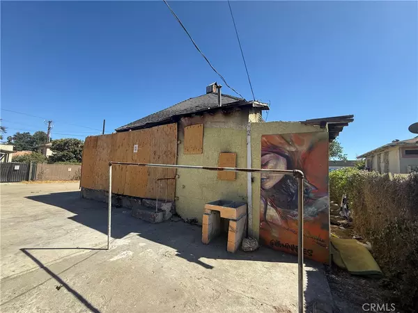 Pomona, CA 91767,267 E Monterey AVE