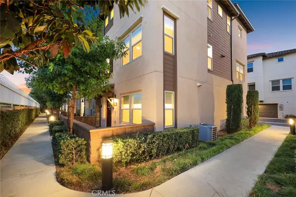 South El Monte, CA 91733,10839 Skyline