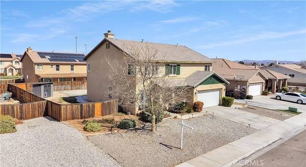 12988 Dos Palmas RD, Victorville, CA 92392