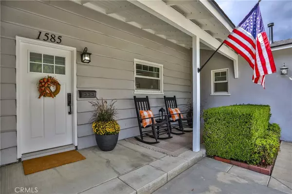 Claremont, CA 91711,1585 Mural DR
