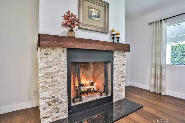 Claremont, CA 91711,1585 Mural DR