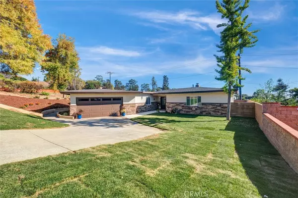 Altadena, CA 91001,382 Alta Pine