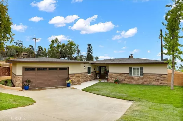 Altadena, CA 91001,382 Alta Pine