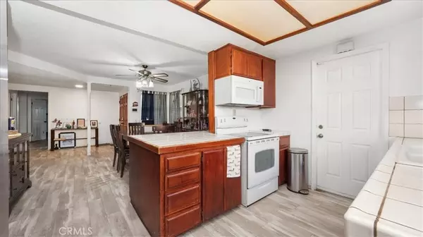 Palmdale, CA 93550,37916 E 26th