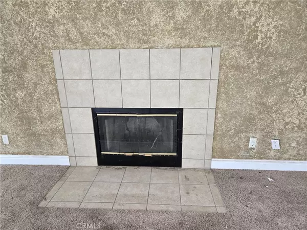 Tehachapi, CA 93581,23441 Lakeview DR