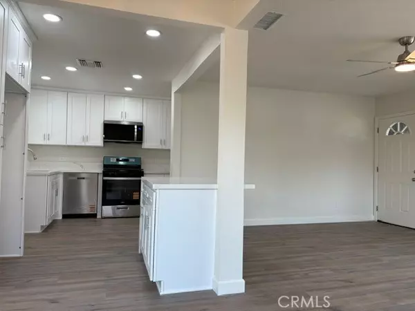 San Bernardino, CA 92404,5792 MERITO AVE