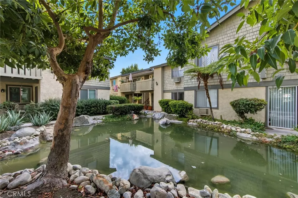 Pomona, CA 91767,960 E Bonita #73