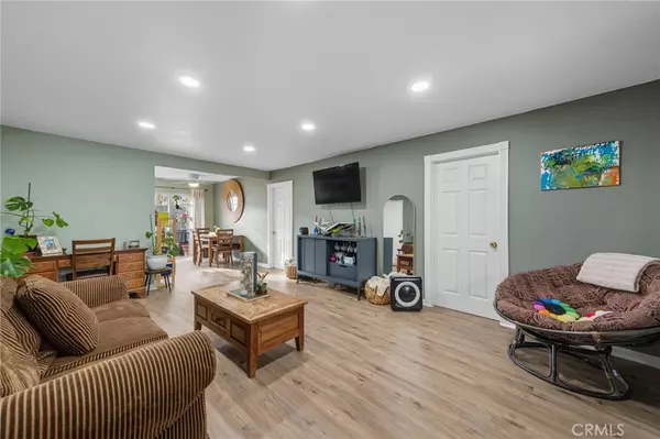 Pomona, CA 91767,960 E Bonita #73