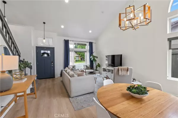 Corona, CA 92878,11452 Foxglove LN