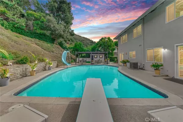 Glendora, CA 91740,804 Puma Canyon LN