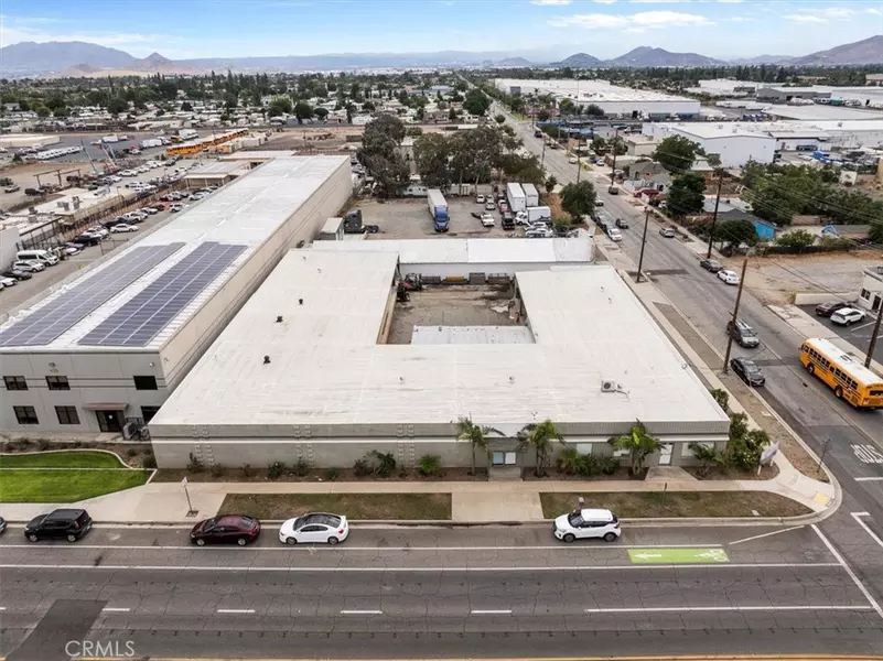 491 W Rialto Ave, Rialto, CA 92376