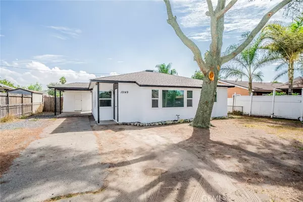 Fontana, CA 92335,10149 OLEANDER AVE