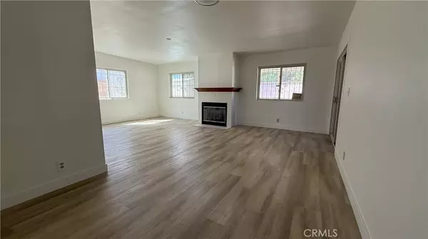 Hawthorne, CA 90250,2425 W 116TH Street