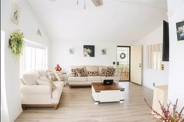 Hemet, CA 92545,5001 W Florida #695