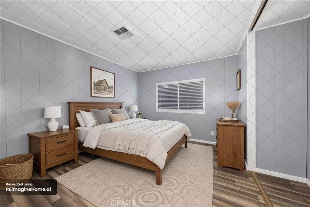 Crestline, CA 92325,22899 Byron RD #100