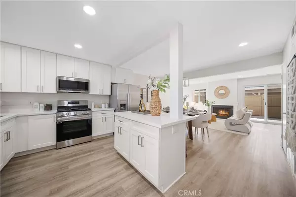 49 Thicket #36, Irvine, CA 92614