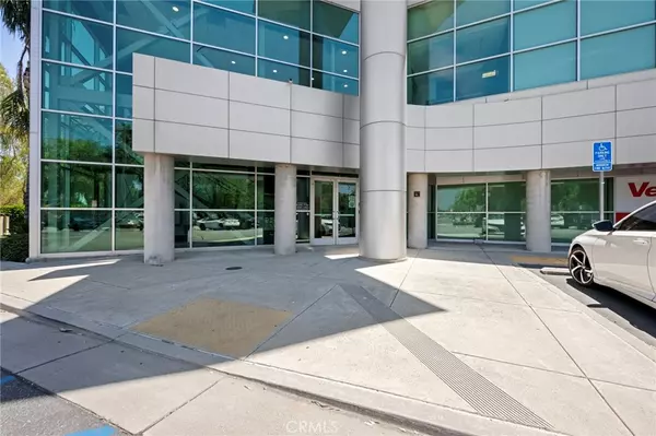 Ontario, CA 91764,3998 Inland Empire