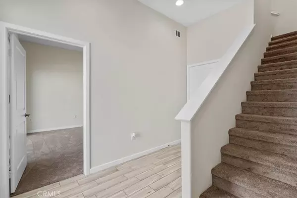 Upland, CA 91786,726 Central AVE