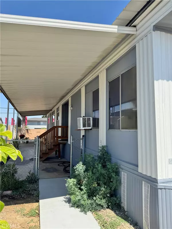 Riverside, CA 92507,1560 Massachuesetts AVE #46