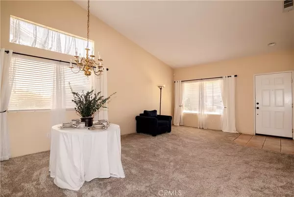 Palmdale, CA 93551,3829 Vitrina LN