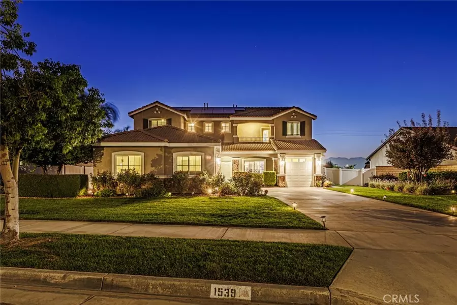 1539 Carmel CT, Redlands, CA 92374