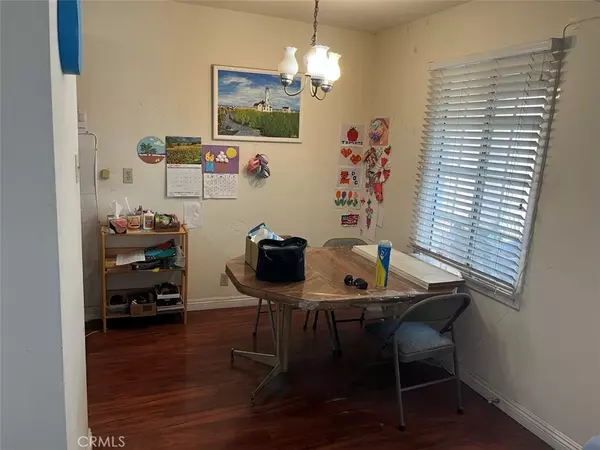 Covina, CA 91722,17022 E Edna PL