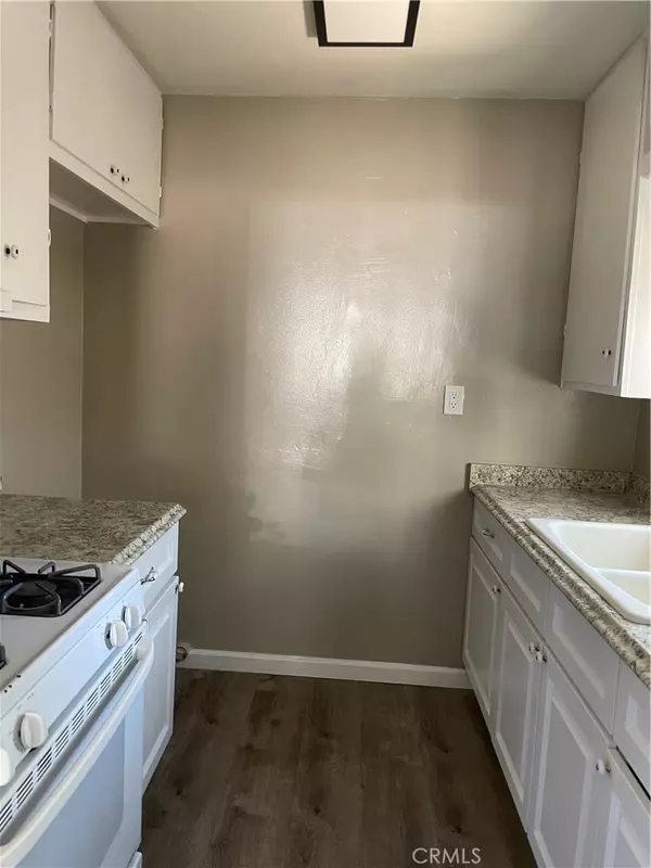 Glendora, CA 91741,558 N Vermont AVE N #B