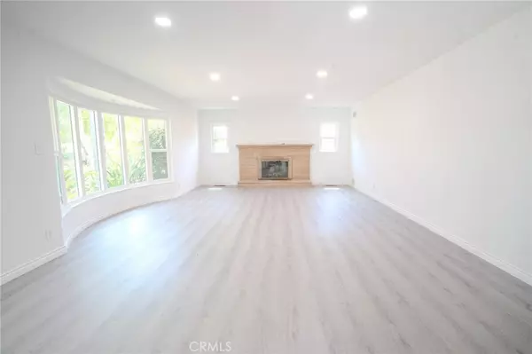Upland, CA 91786,855 N Palm