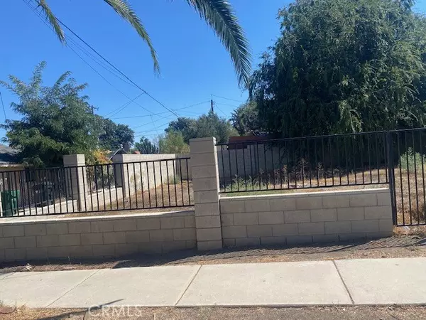 Corona, CA 92879,715 Fuller