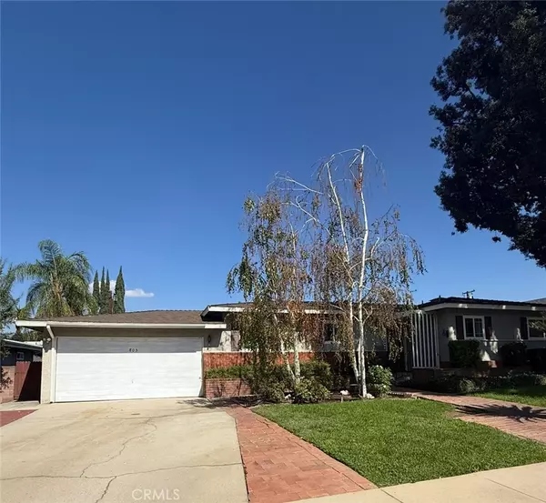 805 Nottingham DR, Redlands, CA 92373