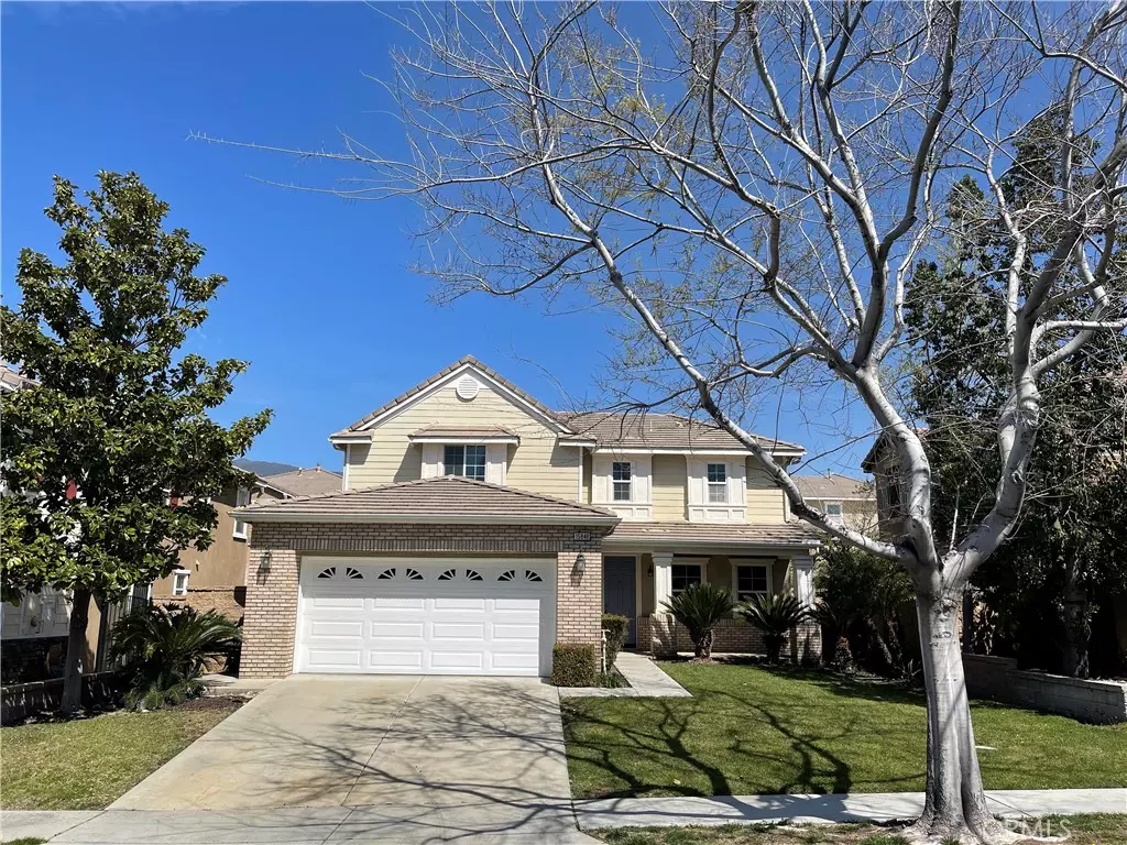 Fontana, CA 92336,15848 Rock Point