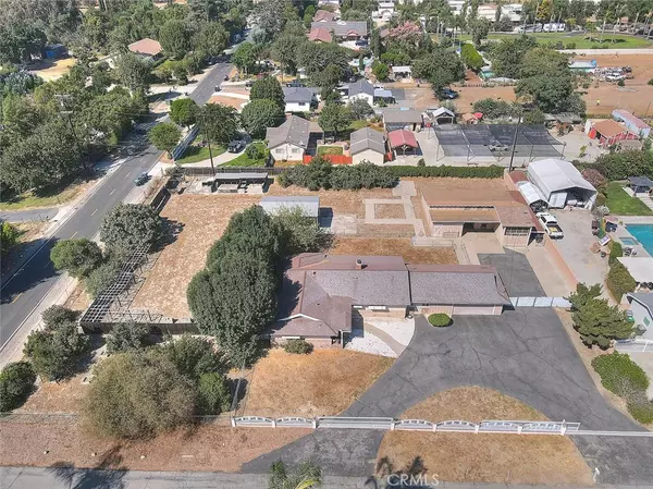 Chino, CA 91710,3516 Larkwood DR