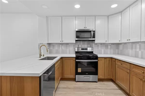 2768 Monza, Tustin, CA 92782