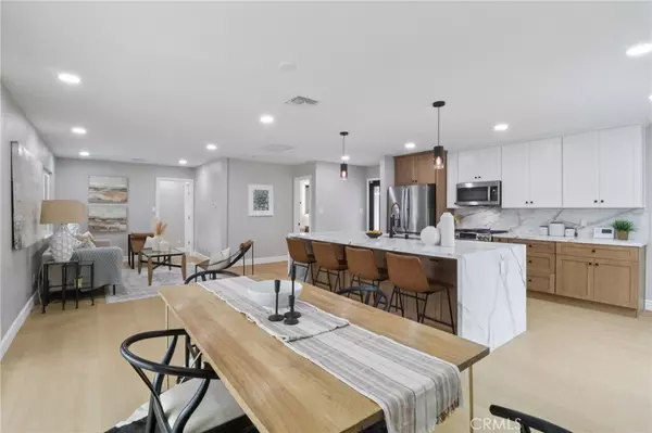 San Diego, CA 92117,4203 Tolowa ST