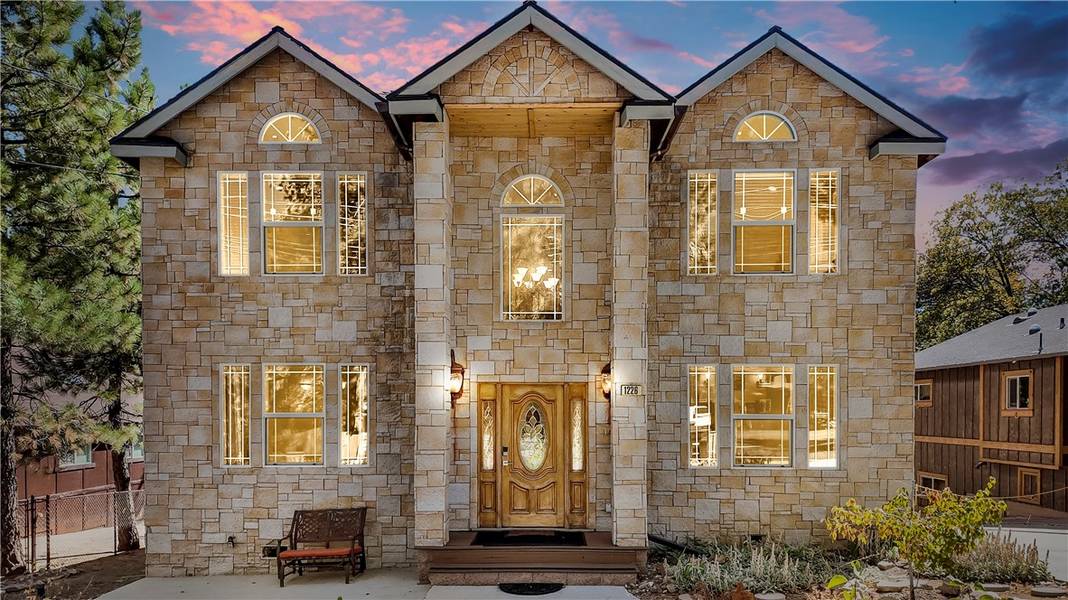 1226 Fox Farm RD, Big Bear City, CA 92314