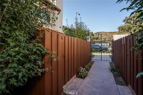 Monrovia, CA 91016,836 W Foothill #A