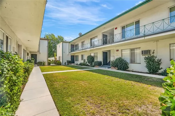 Valley Village, CA 91607,5828 Unit 2 Whitsett