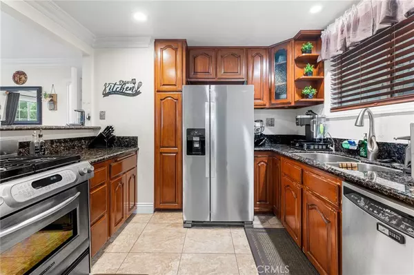 Pomona, CA 91766,2214 2214 Cynthia