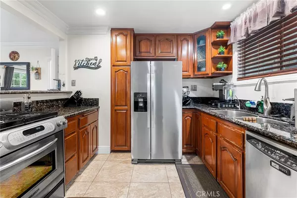 Pomona, CA 91766,2214 2214 Cynthia