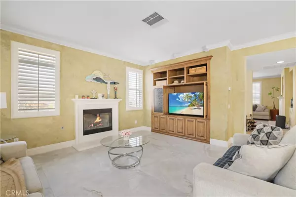 Riverside, CA 92504,16612 Edge Gate DR