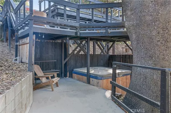 Crestline, CA 92325,290 Davos DR