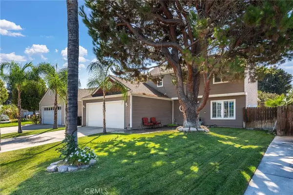 Colton, CA 92324,1974 Cherry Wood