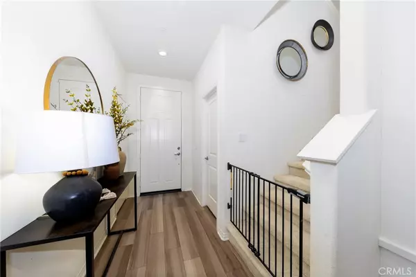 Fontana, CA 92336,16738 Petrus