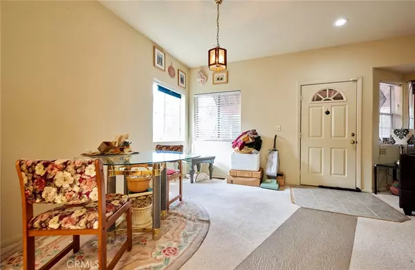 Running Springs, CA 92382,33361 Carlock DR