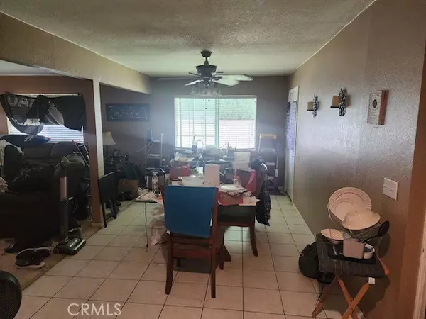 Saugus, CA 91350,22660 La Rochelle DR