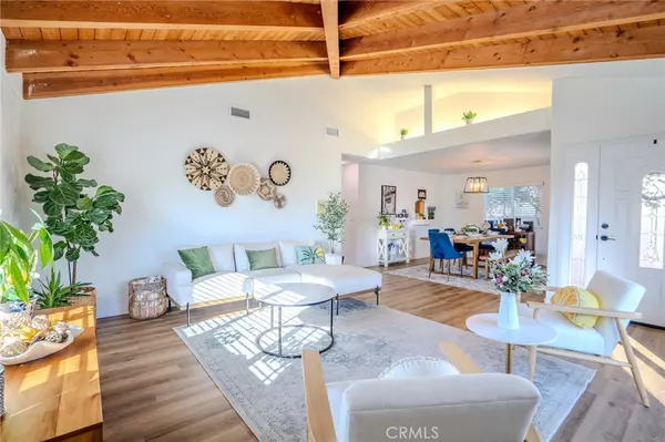 Hawthorne, CA 90250,5039 W 134th ST